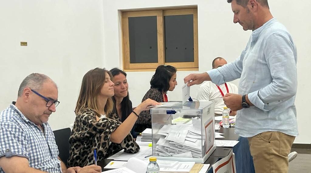 La participación sube en Casares 7 puntos y aumenta mínimamente en el resto de municipios