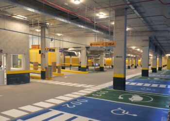 García Urbano anuncia el compromiso de ampliar el plan municipal de aparcamientos a 1 euro el día