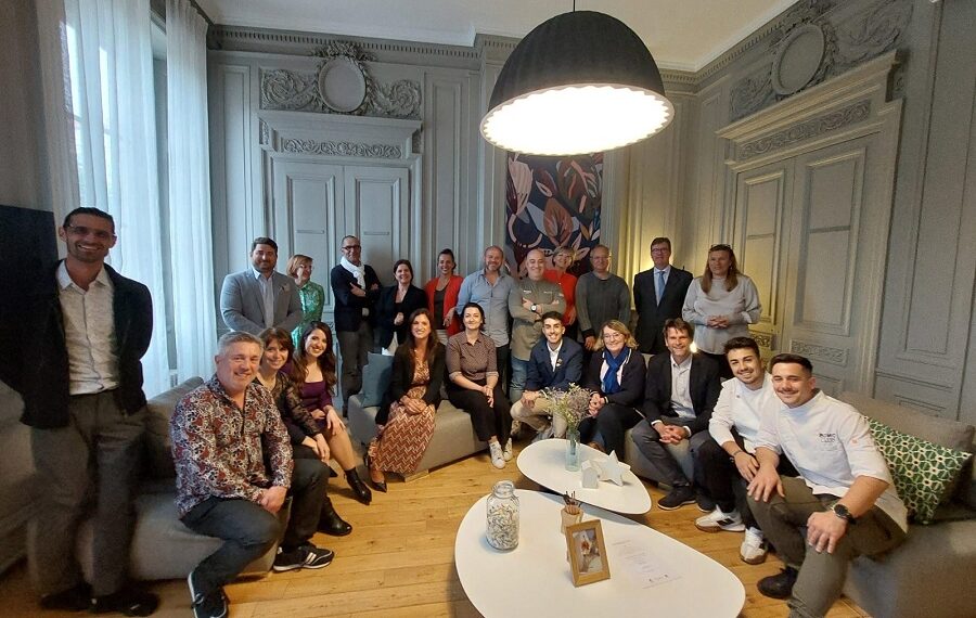 Costa del Sol y Andalucía colaboran en la oferta para viajeros de alto poder adquisitivo en Francia