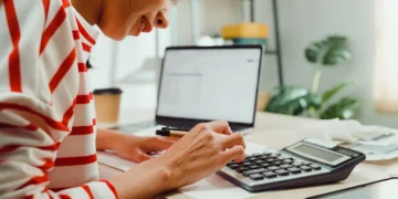 Andalucía impulsa la creación de autónomos sumando 3.000 trabajadores por cuenta propia en abril