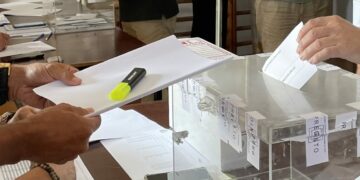 García Urbano reedita mayoría absoluta perdiendo cuatro concejales y 2.383 votos