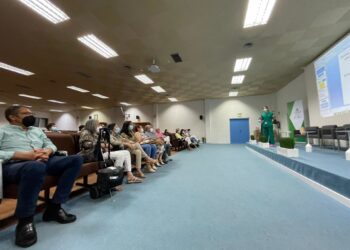 Pacientes con asma participan en el Clínico en una jornada con profesionales para conocer mejor su enfermedad