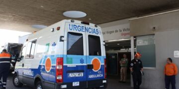 Detenido un paciente por intentar agredir a tres médicos del Hospital Clínico de Málaga