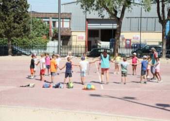 Andalucía permite que los alumnos dejen el centro a las 12 en días de calor extremo