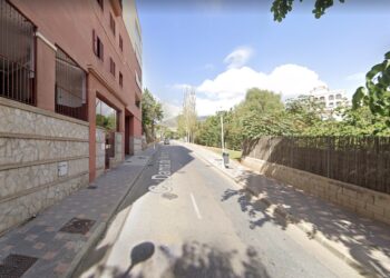Heridos en un incendio dos trabajadores cuando realizaban una obra en un edificio de Fuengirola