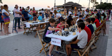 Más de 750 alumnos de primaria finalizan el curso de iniciación al ajedrez del Ayuntamiento de Estepona