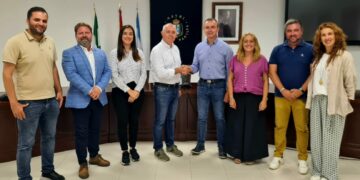 Compromiso Manilva y PSOE llegan a un acuerdo de gobernabilidad en el Ayuntamiento