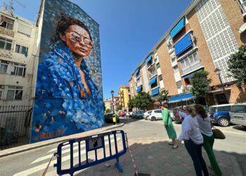Fuengirola continúa embelleciendo El Boquetillo con cuatro nuevos murales decorativos
