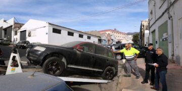 Marbella retira de la calle más de 120 vehículos abandonados en el primer semestre del año