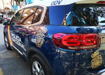 Un hombre intenta atracar a punta de pistola un autobús en Estepona