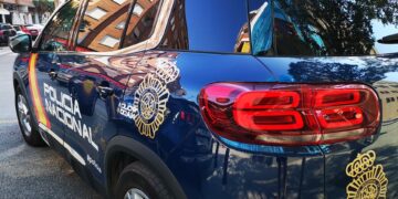 Un hombre intenta atracar a punta de pistola un autobús en Estepona