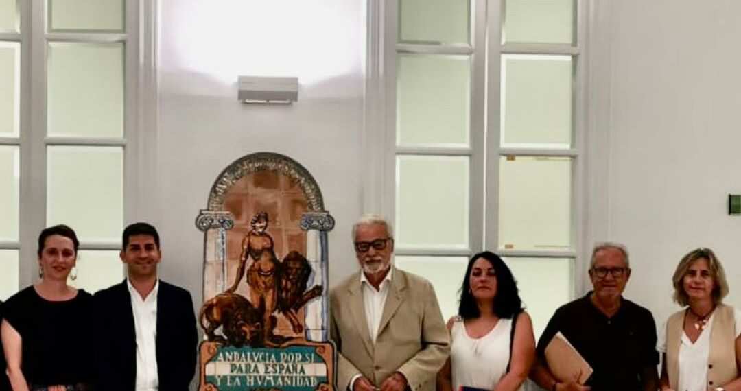 La comisión de los premios Blas Infante se reúne con el Defensor del Pueblo Andaluz en Sevilla
