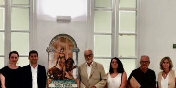 La comisión de los premios Blas Infante se reúne con el Defensor del Pueblo Andaluz en Sevilla