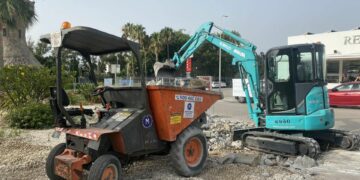 Comienzan las obras de construcción de la nueva parada de taxis de Casares Costa