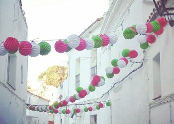 Casares pueblo ya huele a Feria