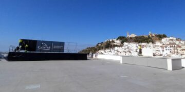 Los aficionados locales son esta noche protagonistas en el Festival Rosa Fina de Casares