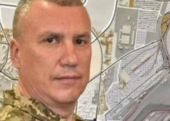 Detienen a un jefe militar ucraniano por comprarse una villa de lujo en Marbella