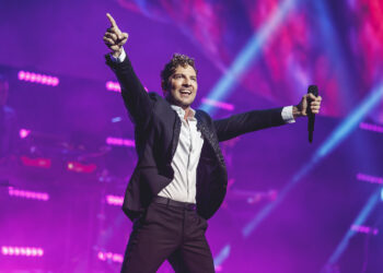 Lleno absoluto para disfrutar de David Bisbal en Starlite