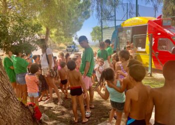 52 jóvenes participan en las becas formativas del Ayuntamiento de Casares