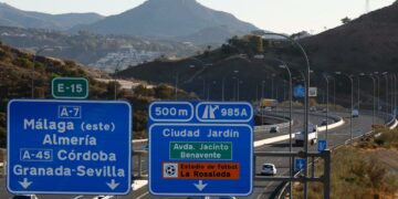 Investigan a un conductor que circulaba a 213 kilómetros por hora en Málaga