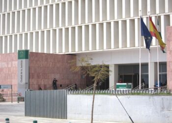 Piden siete años de cárcel para un acusado de abusar de una mujer tras coincidir en un botellón