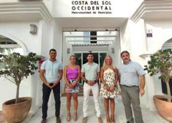 IU tilda de “paso atrás en democracia” que ACOSOL aparte del órgano de decisión al resto de partidos que no son PP