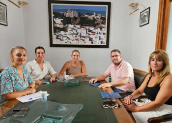 La Concejalía de Bienestar Social de Casares continúa con su agenda de trabajo con AFESOL