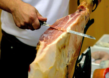 El octavo Certamen Mundial de Jamón de Estepona reunirá a 200 cortadores y más de 60 expositores