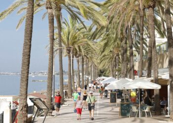 Marbella supera en julio las 350.000 pernoctaciones