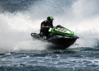 Muere un hombre al sufrir un accidente con una moto acuática en Fuengirola