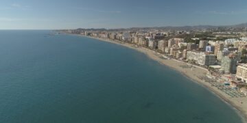Hallan dos cadáveres frente a la costa de Fuengirola