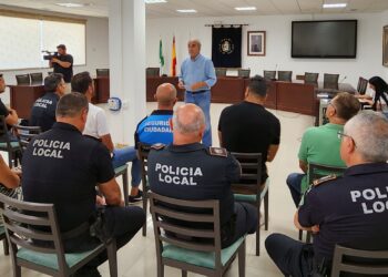 Detención de un prófugo, robo en «El Jamón» o un alunizaje abortado: este ha sido el balance de la Policía Local de Manilva