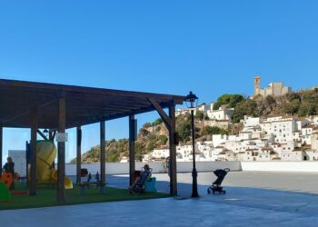 Casares renovará el parque infantil de la Plaza Marcelino Camacho por 158.153 euros