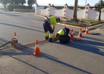 El Ayuntamiento de Casares comienza la limpieza de cara a la temporada de lluvias