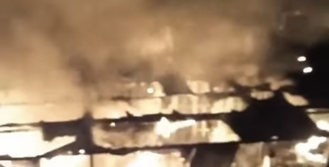 Calcinado un pub irlandés en Calahonda