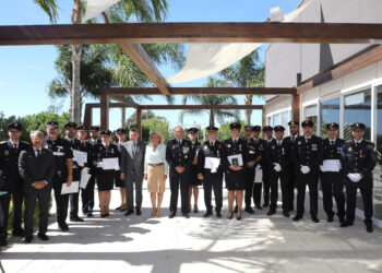 Ángeles Muñoz pone en valor la labor de la Policía Local en el Día de los Santos Patronos