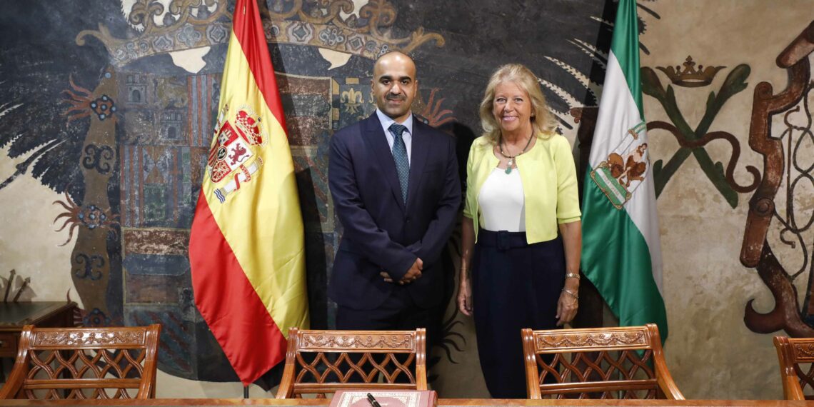 Muñoz recibe al nuevo cónsul general de Arabia Saudí y valora el incremento de los visitantes procedentes de este país