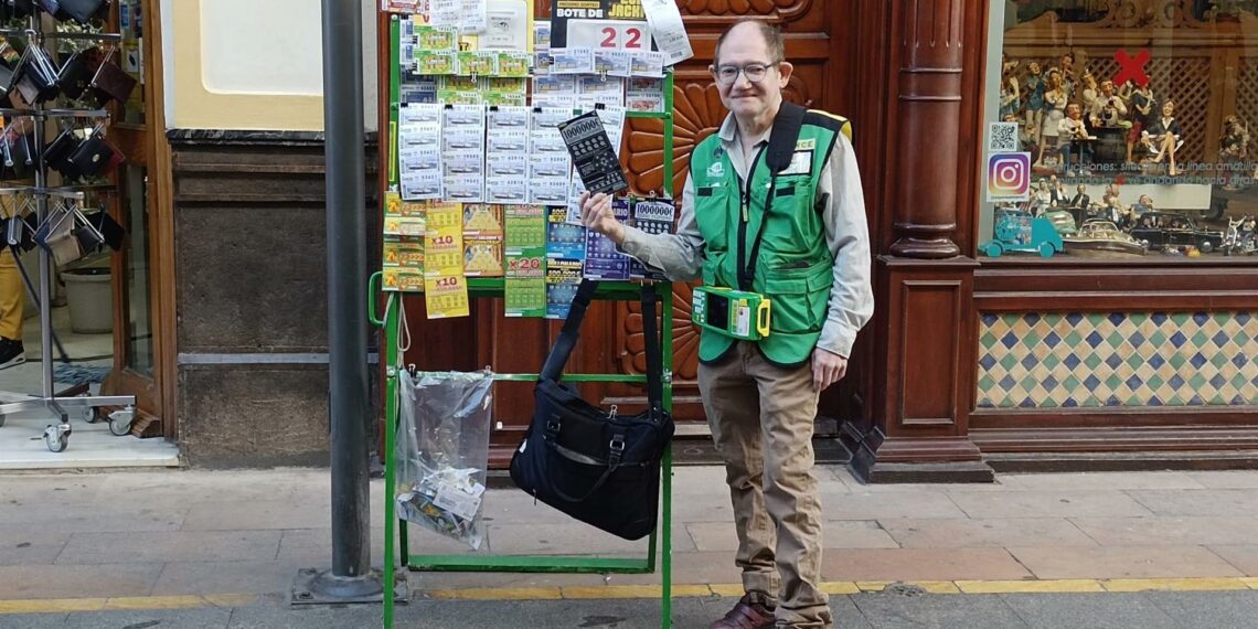 Un acertante de Ronda gana 100.000 euros con un Rasca de la ONCE