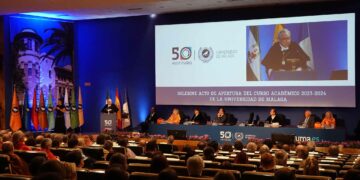 El rector de la UMA vuelve a reclamar recursos para la financiación al inaugurar el último curso de su mandato