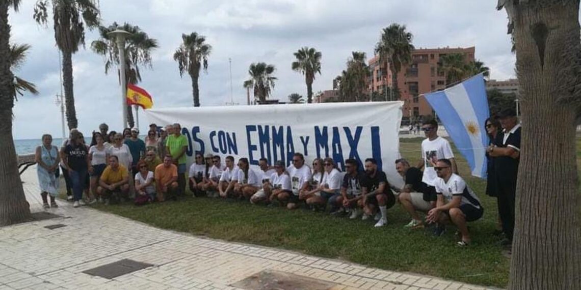 Los familiares de los paddle surfistas desaparecidos piden continuar con la búsqueda: «No perdemos la esperanza»