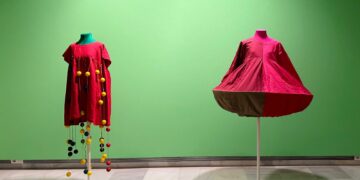 Benalmádena inaugura una exposición dedicada a la «Movida» cultural de los 80