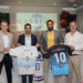 Marbella respalda la presentación de la nueva camiseta oficial del equipo senior del Atlético Marbella Paraíso