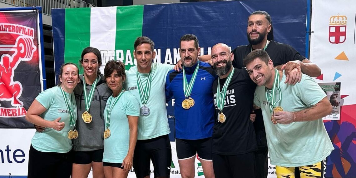 Ocho medallas en el Campeonato de Andalucía Máster de Halterofilia