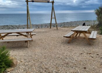 Cortan las cuerdas del recién inaugurado columpio del mirador de la Reserva Ecológica de Manilva