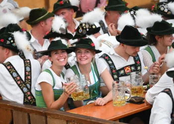 Cerveza, rutas gastronómicas y motocross: algunos de los planes para disfrutar este fin de semana