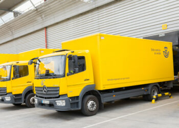 Personal de Correos de Málaga se solidariza con Marruecos en una campaña de recogida de productos esenciales