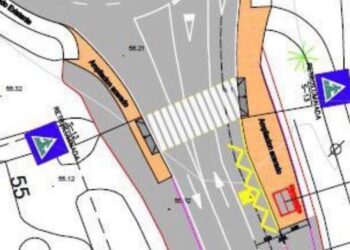 Nuevas paradas de autobús escolar en Casares Costa