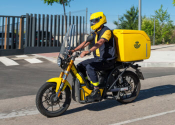 245 personas se incorporan desde hoy a un puesto de trabajo fijo en Correos en la provincia de Málaga