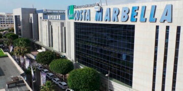 El Corte Inglés busca trabajadores sin experiencia con sueldos a partir de 1.300 euros al mes