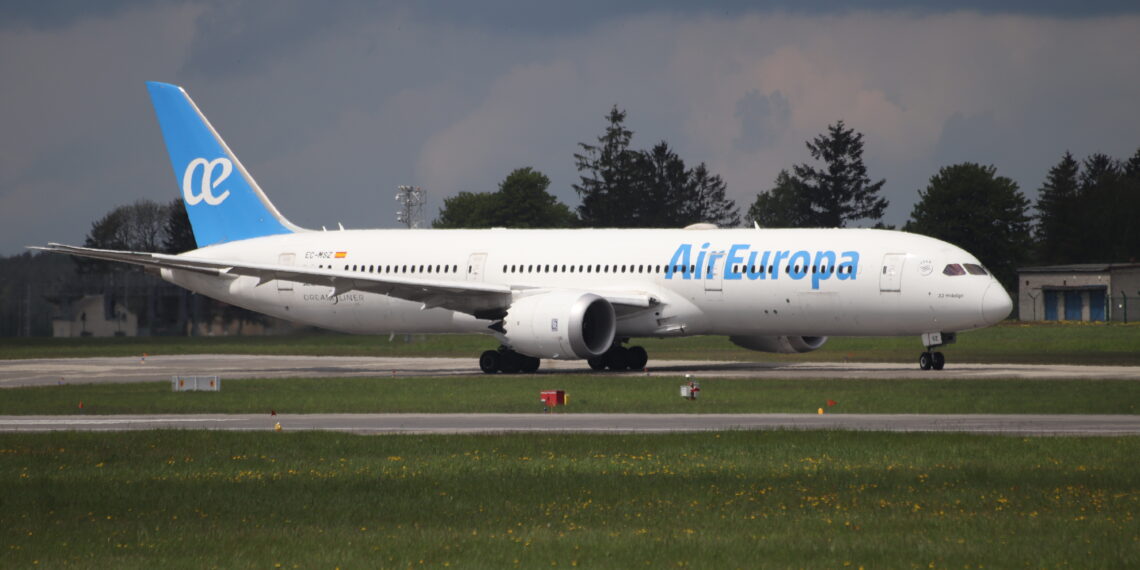 Air Europa sufre un ciberataque y pide a sus clientes que cancelen sus tarjetas